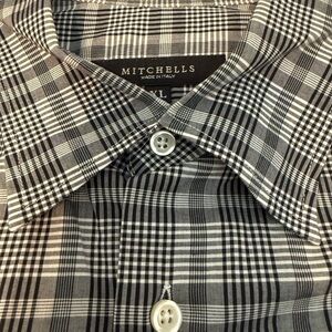 Mitchell’s Made In Italy Black and White Casual Button Down Shirt NEW